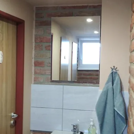 Vinny Dom - Rumcajz - Borhaz Obid