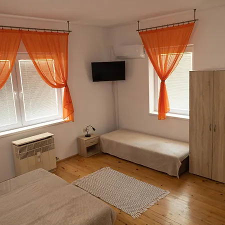 Vinny Dom - Rumcajz - Borhaz Appartement