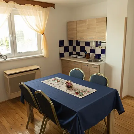 Appartement Vinny Dom - Rumcajz - Borhaz Obid