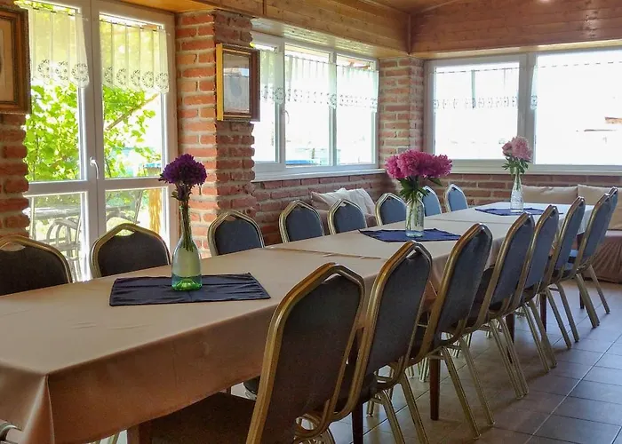 Vinny Dom - Rumcajz - Borhaz *